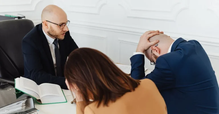 Como garantir a melhor contratação de escritório de advocacia